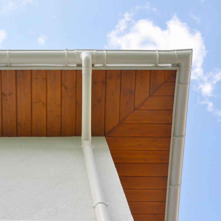 Rain Gutter Maintenance Brevard County