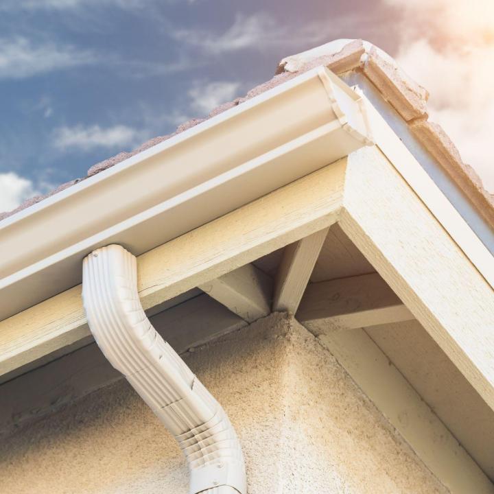 Rain Gutter Maintenance Brevard County